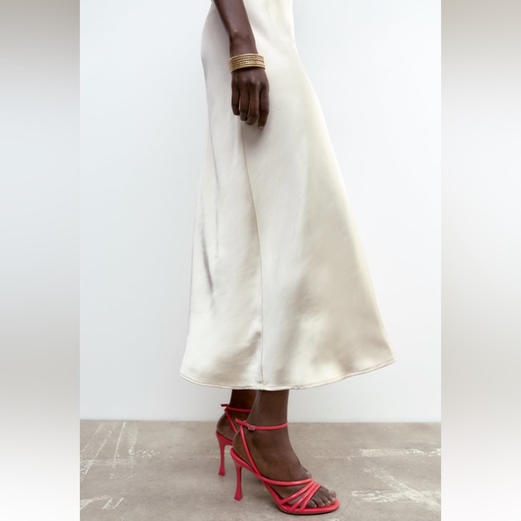 Zara HIGH HEELED STRAP SANDALS. Hot Pink. Size 6.5. New with Tags. - Picture 1 of 10